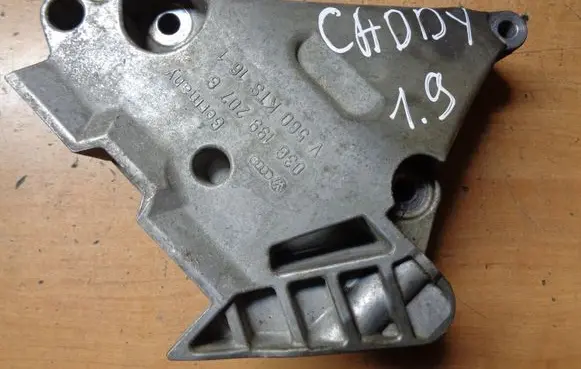 Volkswagen Caddy Engine mounting bracket 03G199207G
