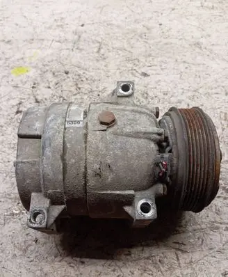 Renault Scenic I Air conditioning (A/C) compressor (pump) 1135309 022502250