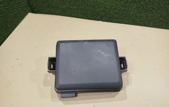 Hyundai Bayon Fuse box cover 91956Q0011 919560G000