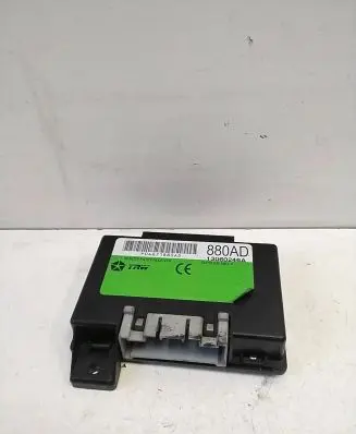 Chrysler PT Cruiser Central body control module 880AD 13060246A