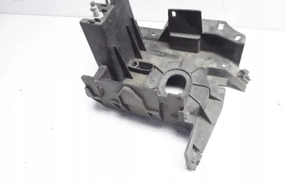 Citroen Xsara Picasso Battery box tray 9636158580