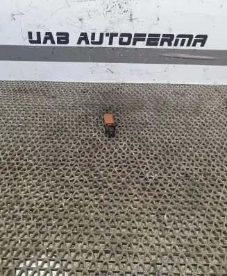 Nissan Qashqai Brake pedal sensor switch