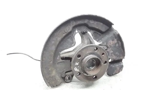 Volvo V60 Front wheel hub spindle knuckle