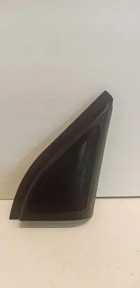 Suzuki Swift II Front door speaker 84751-69T1
