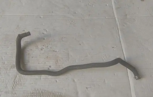 Mercedes-Benz C AMG W203 Fuel line/pipe/hose 