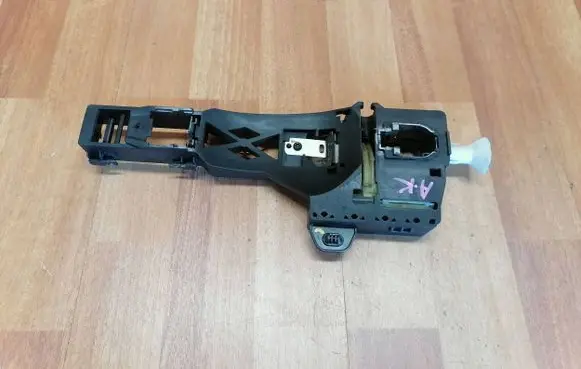 Renault Espace V (RFC) Rear door exterior handle/bracket 806079016R