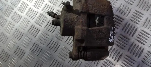 Chevrolet Lacetti Front brake caliper