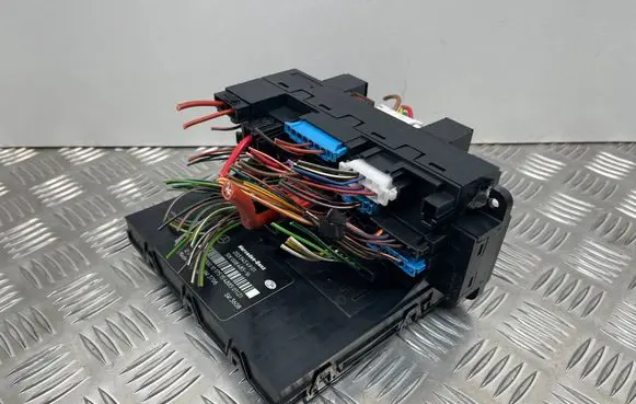 Mercedes-Benz CLC CL203 Fuse module 2035454901 A2035454901 5DK008485