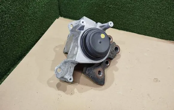 Renault Koleos II Engine mount bracket 112534BD0A 1907312