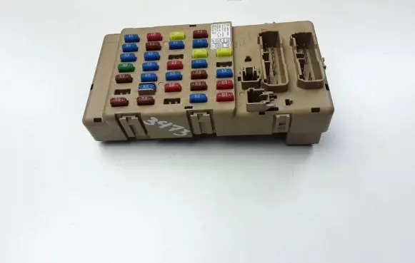 Subaru Forester SH Fuse module LB101100B