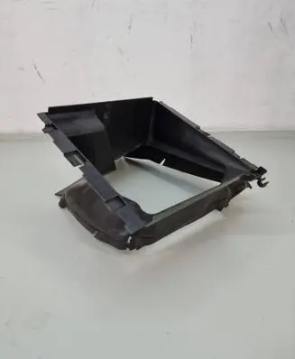 Audi SQ7 Intercooler air channel guide 4M0145333C