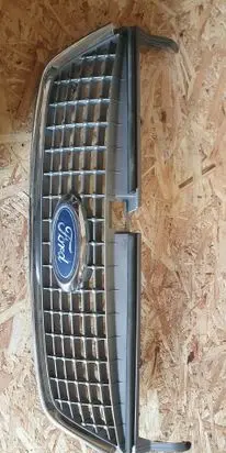 Ford Mondeo MK IV Front grill 7S718200A