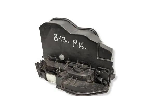 BMW X1 E84 Front door lock 7202145 A053702