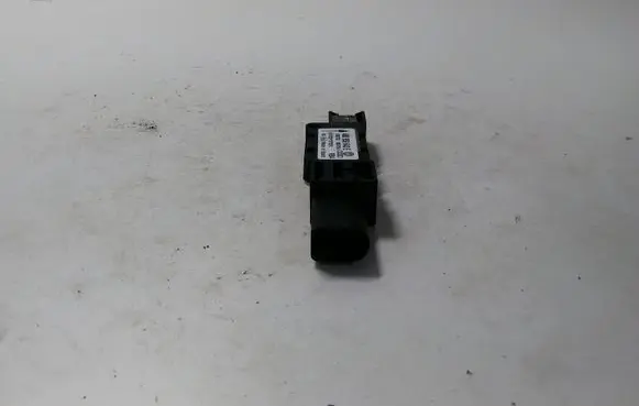 Volkswagen Phaeton Airbag deployment crash/impact sensor 4B0959643E