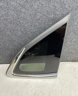 Hyundai Tucson TL Rear side window 43R000392