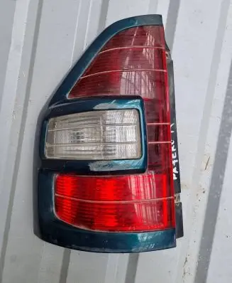 Mitsubishi Pajero Rear/tail lights R1726