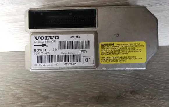 Volvo V70 Airbag control unit/module 8651523 0285001456