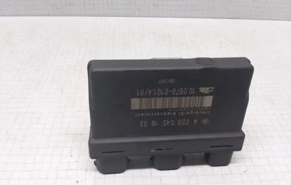 Mercedes-Benz C W202 Other control units/modules A0205451632 10097001014