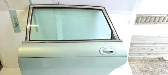 Jaguar XJ X308 Rear door