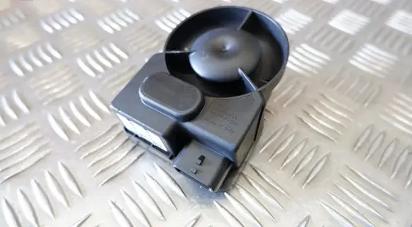 Lexus IS III XE30 Alarm system siren 8904053070