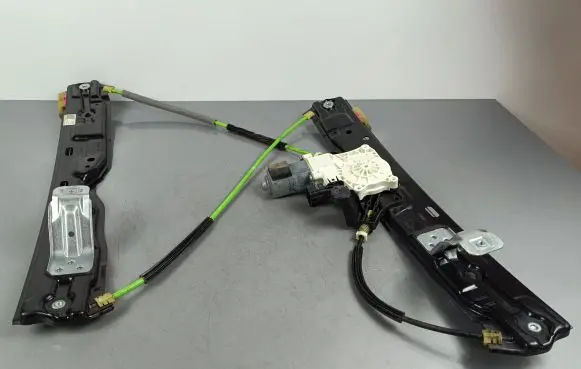 Jaguar F-Pace Front door window regulator with motor