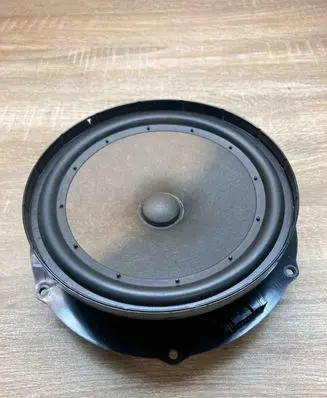 Skoda Octavia Mk2 (1Z) Front door speaker 1Z0035411A
