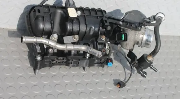 Hyundai i30 Intake manifold HYUNDAI2830007610 2830007610 2831007600