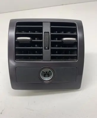 Audi A6 S6 C5 4B Rear air vent grill 4B0815743 4B0819203