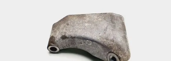 Mercedes-Benz C W203 Engine mounting bracket A6112340239