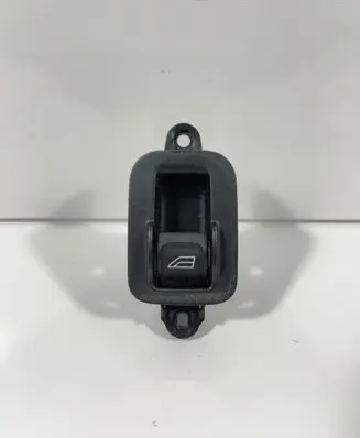Volvo V50 Electric window control switch 30773217 03453405 01105072400910