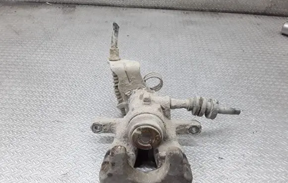 Alfa Romeo 159 Rear brake caliper