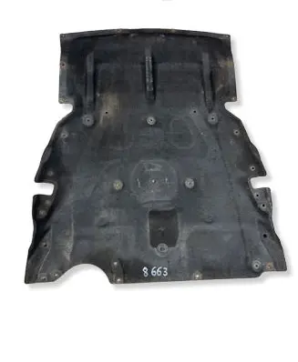 BMW 3 F30 F35 F31 Engine splash shield/under tray 7241814