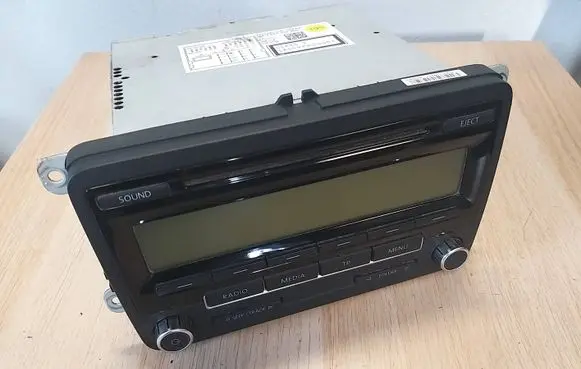 Volkswagen Polo V 6R Radio/CD/DVD/GPS head unit 5M0035186AA
