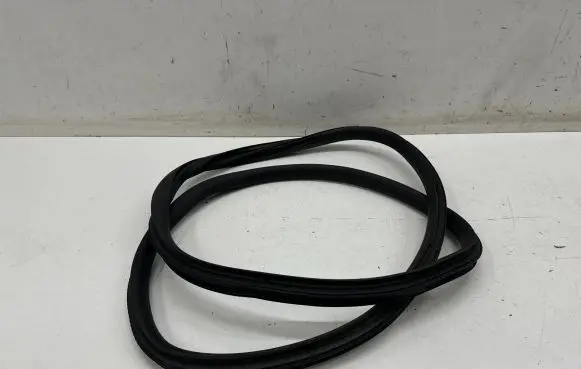 Mercedes-Benz CLA C118 X118 Rear door rubber seal (on body) A1186920800