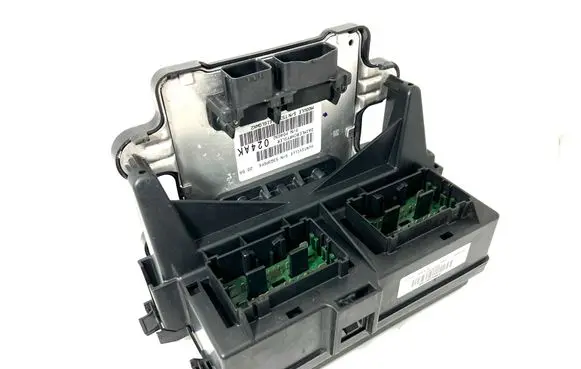 Jeep Grand Cherokee (WK) Fuse module 04692087AB 53G3P6P