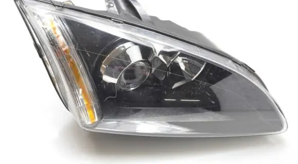 Ford Focus Headlight/headlamp 4M5113W029PE