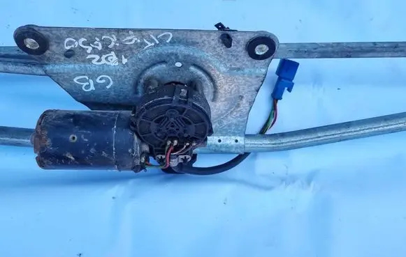 Citroen Xsara Picasso Wiper motor 0390241382cep