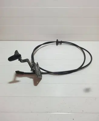 Audi A6 S6 C5 4B Engine bonnet/hood lock release cable 8D0823591