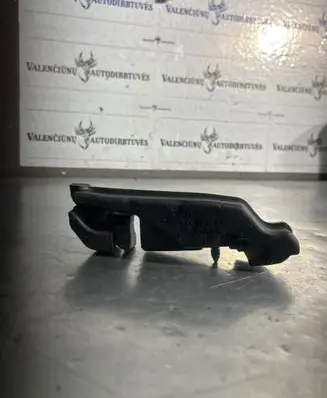 Audi A1 Fender foam support/seal 8X0823722