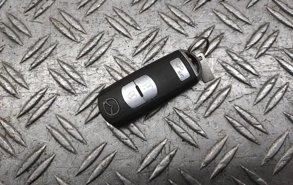 Mazda CX-5 Ignition key/card 2011DJ5486 CAAB367 24932S