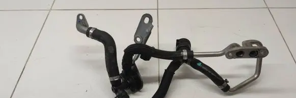 Peugeot 208 II Engine coolant pipe/hose 9827568880