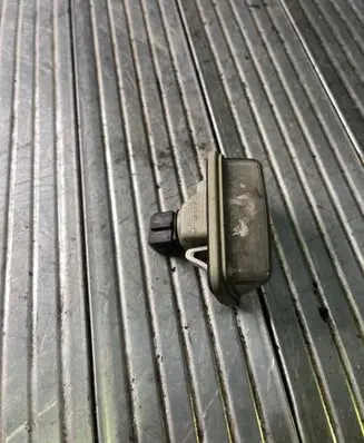 Toyota Corolla E120 E130 Number plate light LE100719