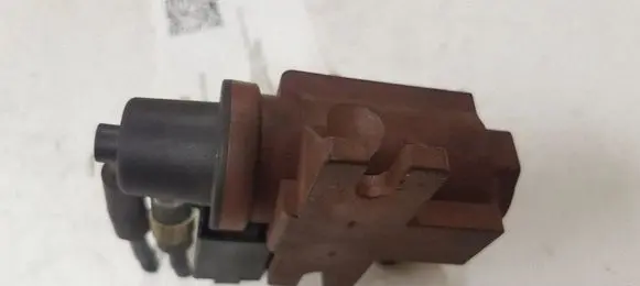 Peugeot 407 Turbo solenoid valve 70096701 9654282880