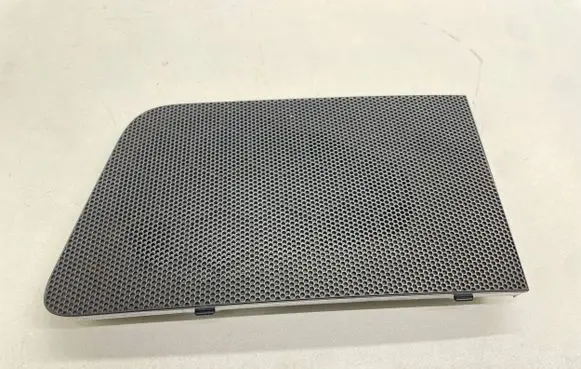 Side speaker trim/cover