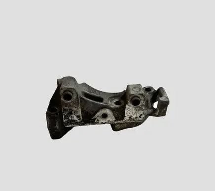 Peugeot 407 Engine mounting bracket 9645382380