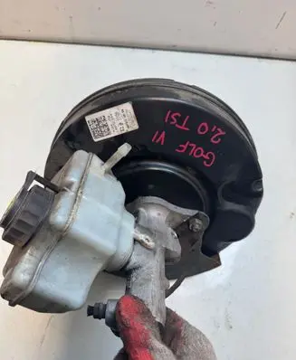 Volkswagen Golf VI Brake booster 1k1614105bn