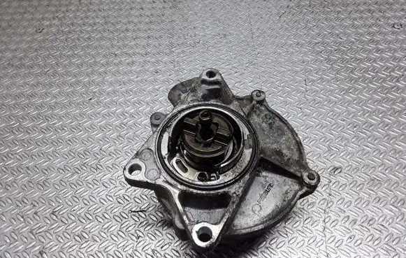 Audi A6 S6 C5 4B Vacuum pump 057145100C