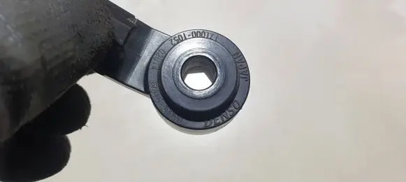 Toyota RAV 4 (XA40) Detonation knock sensor 8961520090