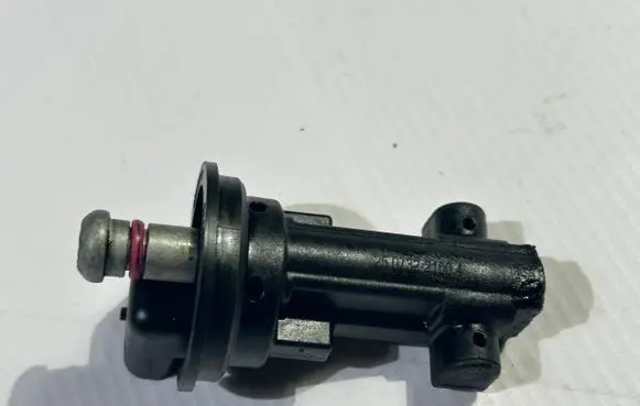 Dodge Challenger Camshaft position sensor 05149141af