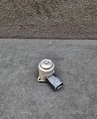 Audi A4 S4 B8 8K Hydraulic servotronic pressure valve 4F0998317A 8E2998317